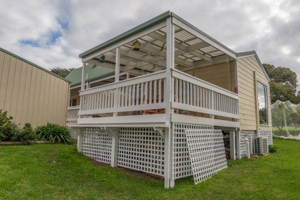 Cost of Deck Lattice Repair in Lenoir City